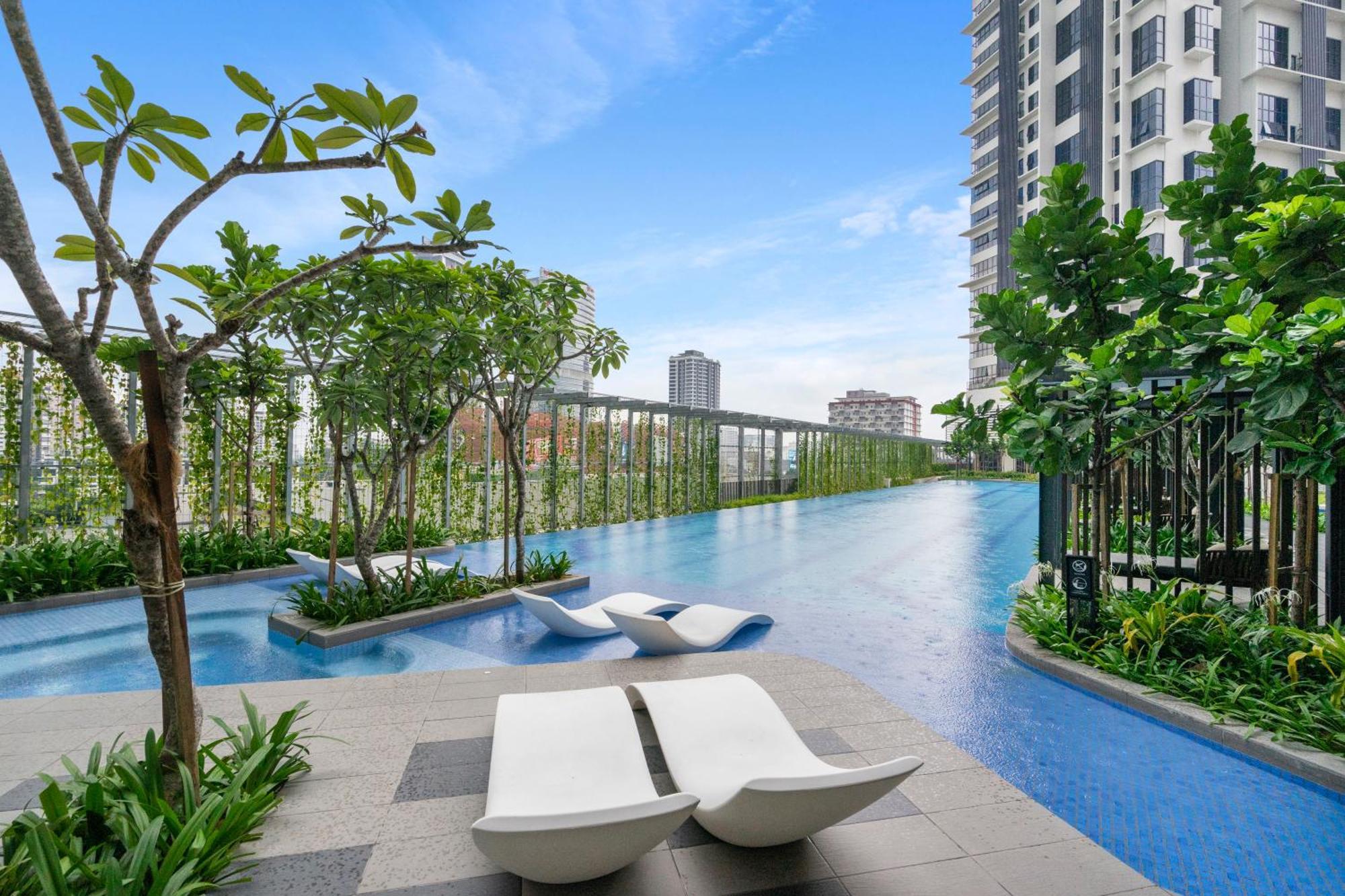 Highpark Suites At Petaling Jaya, Kelana Jaya By Plush Eksteriør bilde