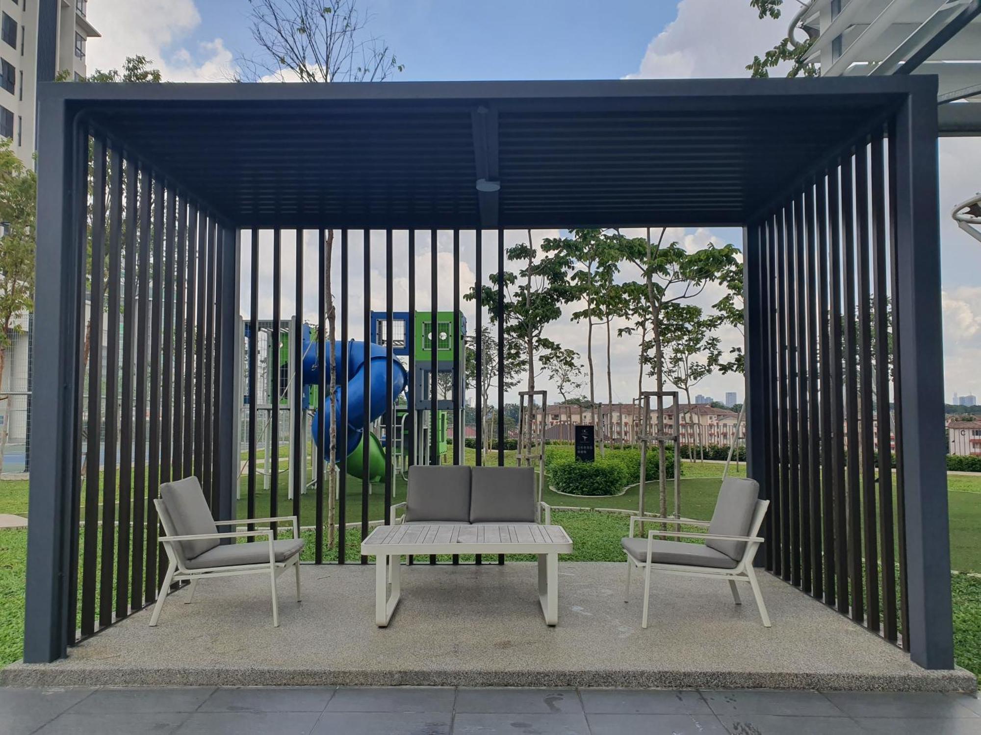 Highpark Suites At Petaling Jaya, Kelana Jaya By Plush Eksteriør bilde